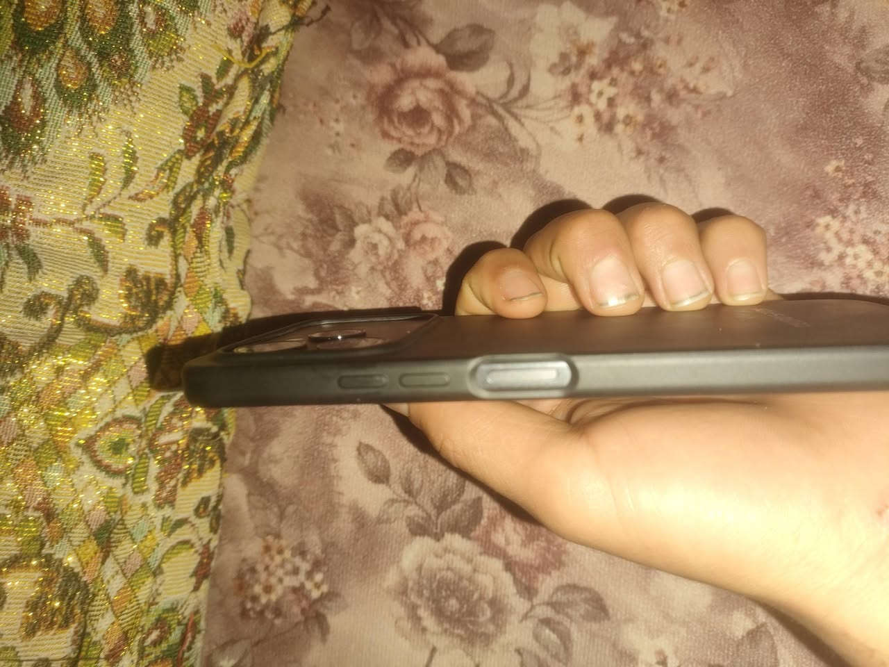 السلام عليكم جهاز شرط مستعمل اسبوع فقط كارتون شاحنه موجود قطاره بل شحن شرط انطي بي ضمان سبوع 
اريد اعارضه بماطور ايراني او بزون بس يكون نشط ومامفتوح وتفاصيل الجهاز واسمه بل صوره تيكنو سبارك 40 ذاكره 256 واتساب ***********
