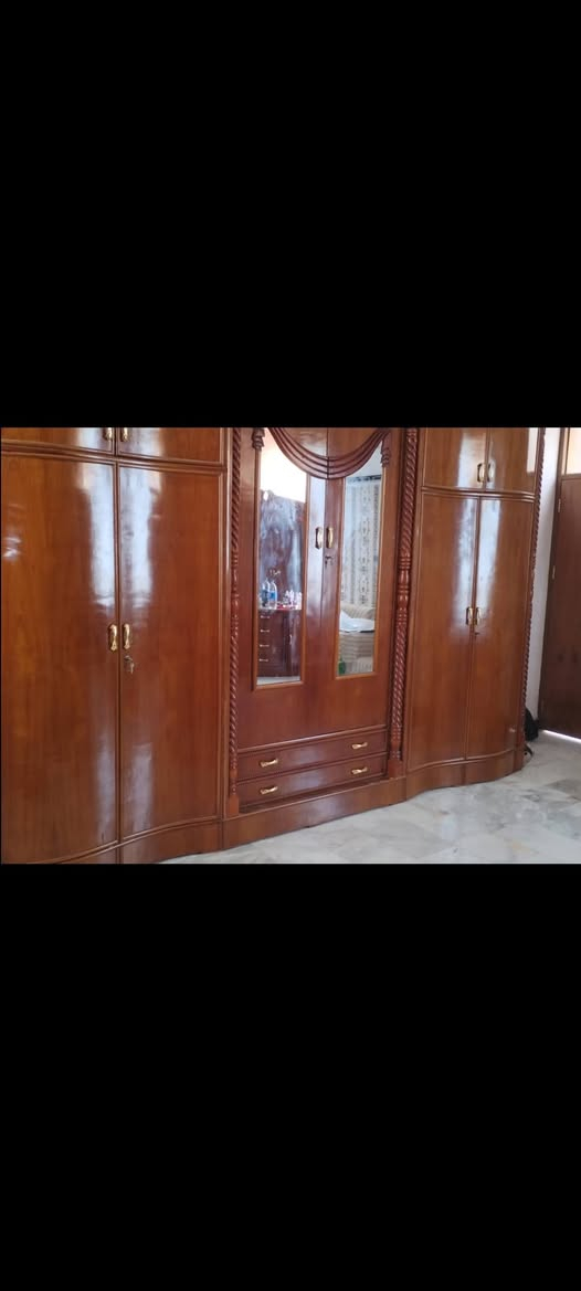 غرفه عراقيه مابيها اي ضرر متكونه من 7 قطع بعد قطعه ما معروضه
رجائاََ الشراي يدخل خاص


**إذا كنت صاحب هذا الإعلان وتريد حذفه لأي سبب، رجاءا أرسل رسالة إلى الدعم الفني**