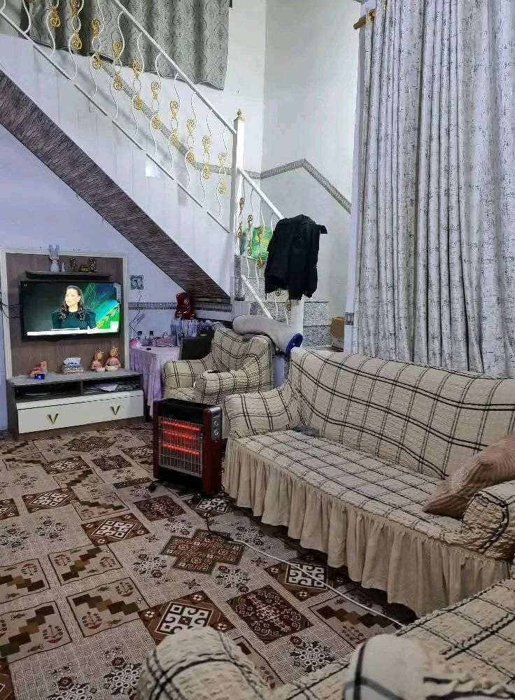 بيت للبيع ١٠٠متر كونكريت مسلح مطلوب للمصرف العقاري بناء ٢٠١٧
سماوه حي العسكري 
للاستفسار ع الخاص او الاتصال على الرقم  ***********
