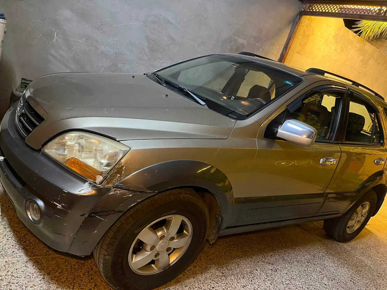 سورنتو ٢٠٠٨ خليجي
مواصفات كشن كهربائي سقف كهربائي (تنته)
محرك 3600 /6V
كير محرك شرط الفحص +صدر جديد
الصبغ قطعتين جاملغ +باب السكن الجهى اليمنى + كما موضح أمامك بالجهة اليسرى بوجه الجاملغ  ٤ اصابع مرجعة ع بارد فقط
رقم كركوك مشروع وطني تحويل بأي محافظة
المكان صلاح الدين تكريت
للتواصل :***********
