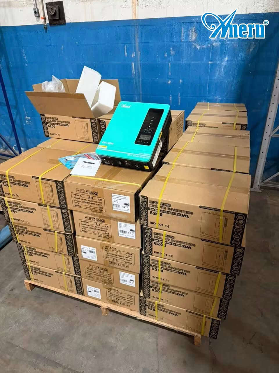 وصل الوحش وعمرك خسارة اذا اشتريت غيره ،،، قوة ومتانه ورصانة وكل ماتتمناه موجود بهذا الانڤيرتر 
عملاق الصناعة بالانڤيرترات ويستحق اللقب بجدارة
الكمية محدودة سارع بالشراء ولا تتردد 
للاستفسار والحجز التواصل عبر الواتس اب مع المهندس المختص على الرقم  

***********
