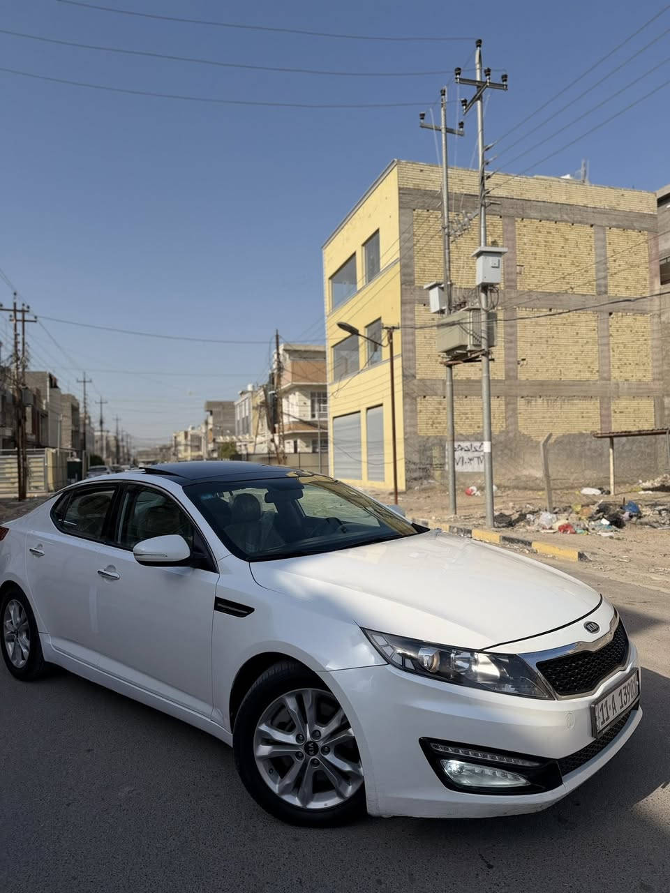 السلام عليكم
اوبتيما 2012 وارد خليجي فول 
ماشية 175 ألف كم 
السعر 141 وبيها مجال بسيط
بانوراما 
بصمه
لايت زنون 
مري شفط
تحكم ستيرن 
شفتات ستيرن 
تخم تاير جديد   
رقم إنكليزي بغداد
بأسمي هزة وسنويه جديدة 
تحويل ثاني يوم 
السيارة مكفولة كفالة عامة 
عدى تكحيل كارت أربع أصابع 
بهلال الجاملغ الخلفي 

مكاني بغداد حي الجهاد 
للأستفسار 
الأتصال ***********
واتساب ***********
