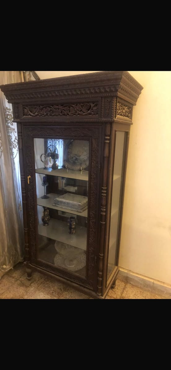اغراض انتيكه للبيع السعر قفل مليون كلهن 
الاتصال بلرقم 

+964 771 180 1163


**إذا كنت صاحب هذا الإعلان وتريد حذفه لأي سبب، رجاءا أرسل رسالة إلى الدعم الفني**