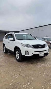 كيا سورنتو موديل2014 رقم اربيل سعر172 بي مجال مكينة2400 ما مفتوحة ماشي...