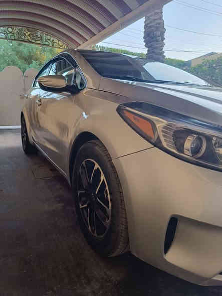 السلام عليكم 
من رخصة مدير الكروب والادمنية المحترمين 
للبيع فورتي وارد امريكا فئة EX جماعة الفورتي يعرفون شنو مواصفاتها ،، ((فول الفول)) ميحتاج اذكر مواصفاتها عدد المسافة 84
حادث امريكا سطحي صبغ بنيد ،جاملغ ،، بالعراق طخه بين باب خلفي وجاملغ صبغ مقدار شبر شغل درجة اولى 
السيارة جاهزة من جميع النواحي تراي زيرو تجي تفحص وتشوف ،،، بدون ايرباك ،، كلها سليمة ،،  بيها كم رصعه مال حالوب ممبينات الحمدلله 
رقم بغداد ،، باسمي تحويل ثاني يوم ان شاء الله 
سعر البيع (130) $ 
للتواصل على الرقم 
***********
