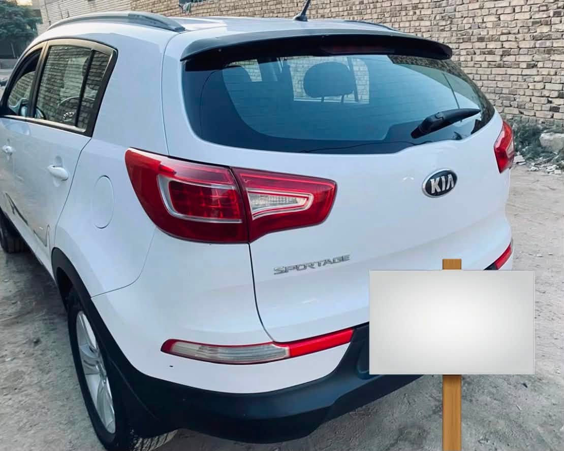 كيا سبورتج 

موديل ٢٠١٣ خليجي 

محرك 2000دوش

كفاله عامة 

نظام دفعي رباعي AWD

تبريد شغال ثلج 

تحكم ستيرن 

لا يوجد سونار / ًشرط الفحص 

السيارة جاهزه 

مكانه النجف 

رقم سياره نجف ( أ )مشروع وطني 

سعر ١٥٢ 

سيارة باسمي نقل ملكية مباشر 

رجاءا اقرأ تفاصيل قبل الاتصال 

للاتصال ***********
