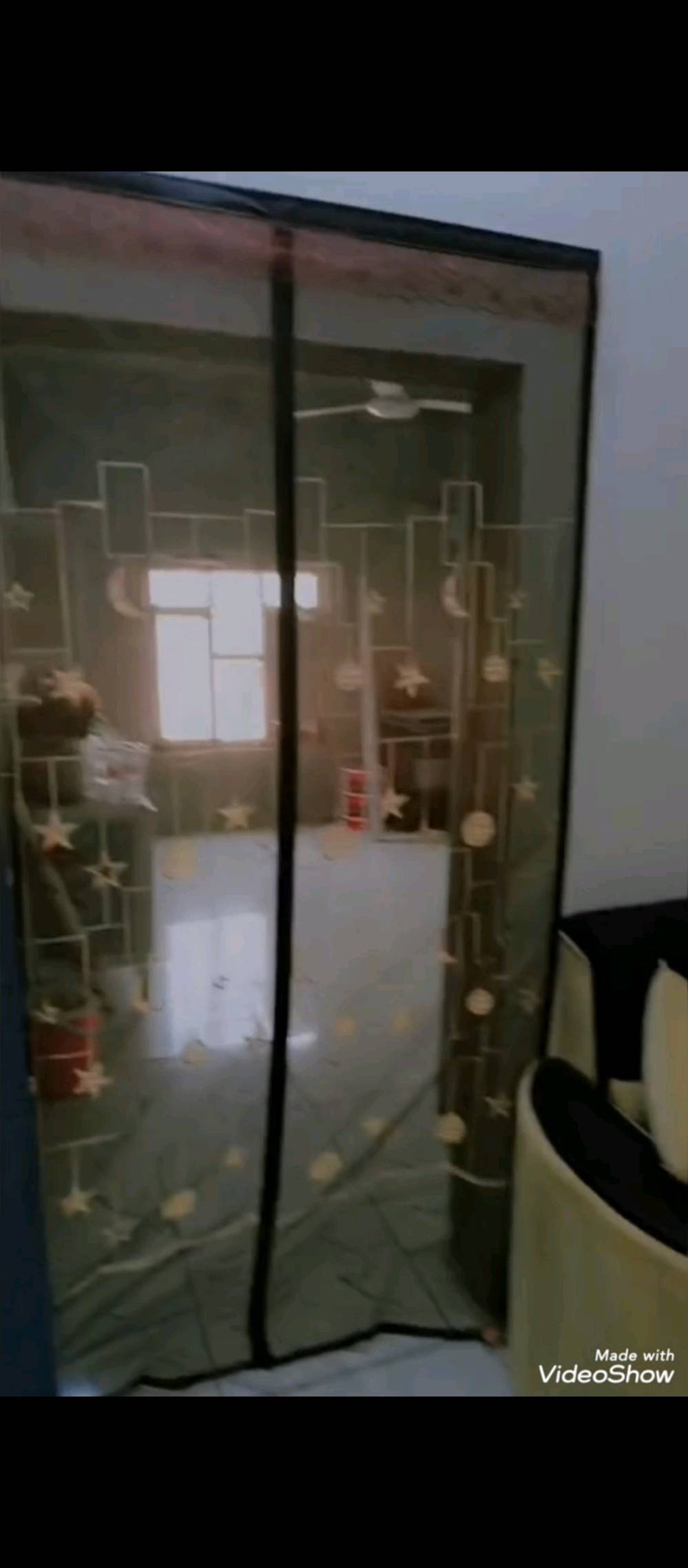 بيت زراعي مساحة٢٤٠ صاله وغرفه وصحيات ومطبخ وبيه مساحه حوش ١٠٠،متر. البناء بلوك قديم. 
حي العلماء يم شيخ نعمه شارع الشهيد اسعد وحيد الخفاجي. ع طريق ال شفيج