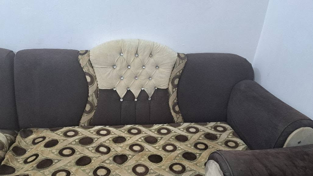 ديوان للبيع ١٢٥ وبي مجال بي خسفات النجف, العراق


**إذا كنت صاحب هذا الإعلان وتريد حذفه لأي سبب، رجاءا أرسل رسالة إلى الدعم الفني**