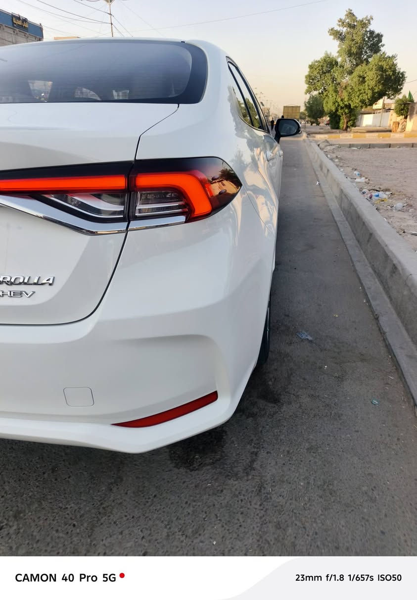 السلام عليكم كورلا 2025 بغداد ب اسمي ماشيه 14 ألف داخل احمر وكاعيه جلد احمر مكفوله من شخط شخط واحد مبيها سياره بعدها بجيس ***********
