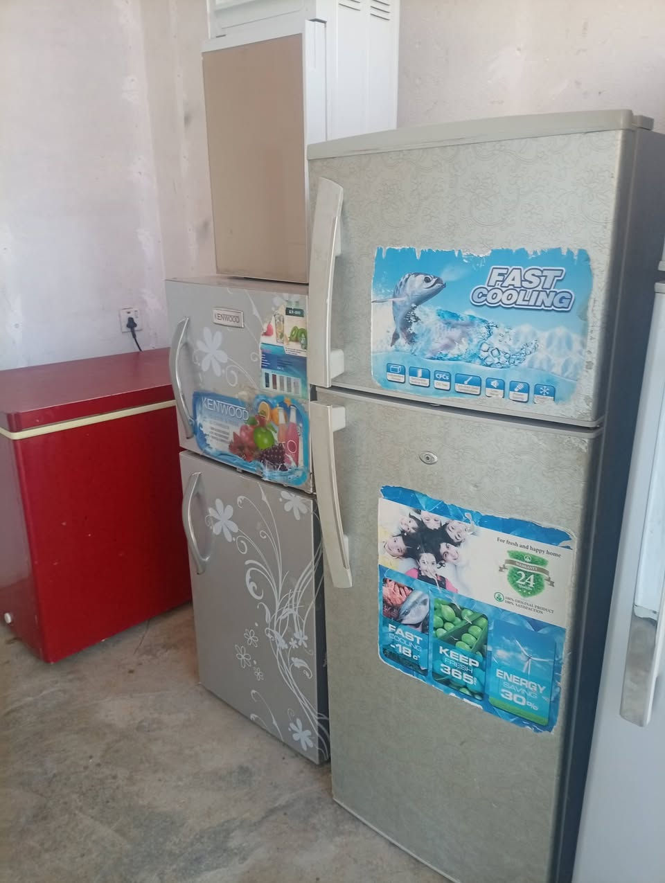 للبيع ثلاجات تجميد وضمان العنوان مقابيل البطاقه الوطنية الاتصال ***********
