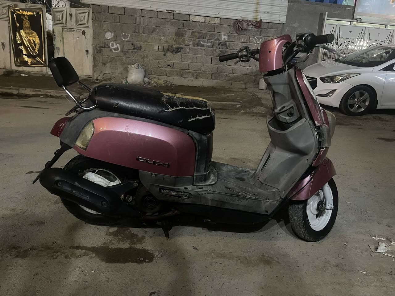 سلام عليكم 
بوليس للبيع 
لايت عالي ناصي
مكينه لا مفتوحه ولا مجفته
دراجه كفاله عامه
دراجه نضيفه 
السعر 400وبيها مجال 
مكان بغداد الدوره أبو الدشير 
الرقم ***********
متواجد على الواتساب 
وعلى الفيس❤️💕🫡
