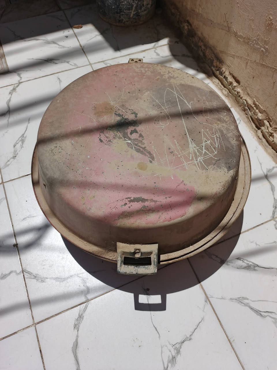 للبيع استعمال قليل السعر خاص
أهلا وسهلا


**إذا كنت صاحب هذا الإعلان وتريد حذفه لأي سبب، رجاءا أرسل رسالة إلى الدعم الفني**