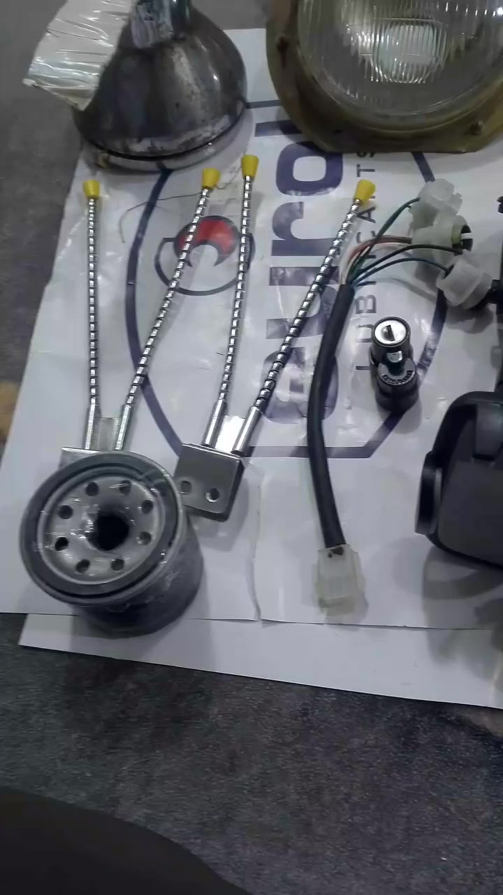 قرار مع التيك توك جديدات ما بي شي خابر علي وتدلل السعر 60 وبين مجال ***********
