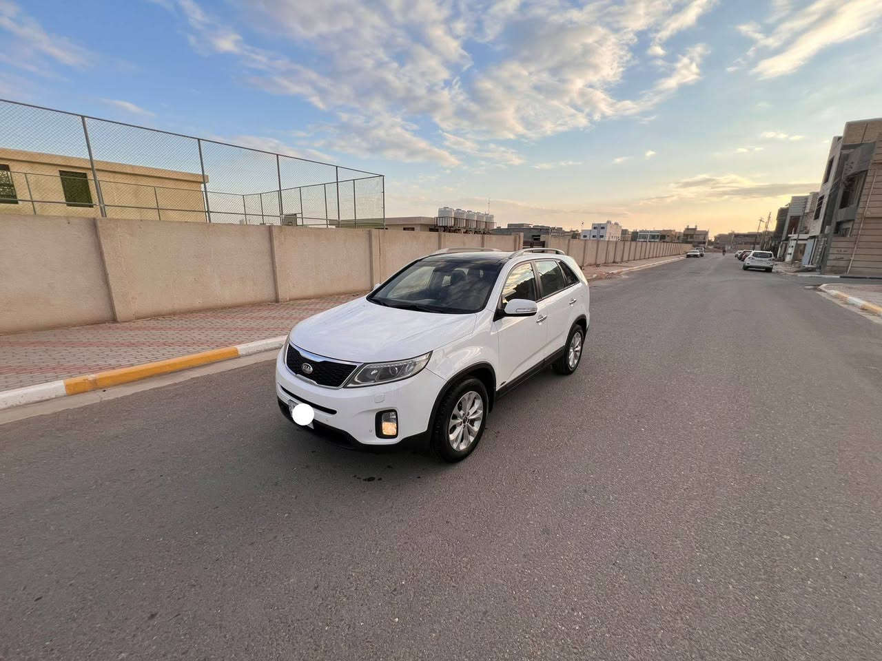 سورنتو  2013 شكل ال15 
خليجيه كفاله عامه 
  موجود سونار وياهه بلمنشور 
فول مواصفات كويتي 1/1
6سلندر  7راكب  3قطع تبريد  
رقم بغداد تحويل ثاني يوم 
السعر 183$ورقه  قابل للتفاوض بيه مجال للشراي 
للاستفسار اتصل ***********
