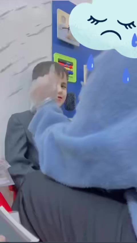 أنتَ مميز… حتى لو لم يستطع العالم أن يفهمك من أول مرة.
أنت قوي، حتى لو بدا طريقك أطول من غيرك.
أنت ذكي، حتى لو كانت طريقتك في التعبير مختلفة.

لا تخجل من اختلافك، فاختلافك هو قوتك الخفية.
أنت ترى التفاصيل التي لا نراها، وتشعر بالأشياء بعمق لا نشعر به،
ولك عالم جميل مليء بالألوان والأفكار والأحلام

للاستفسار:
الاتصال بالأرقام التاليه
***********
***********
العنوان فلكة ابو سمير
