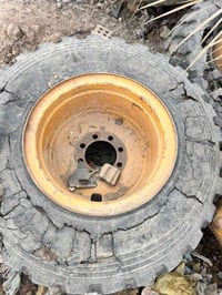 4اويالة مال كوماتسو 50 انضاف السعر 600الف  07749788071