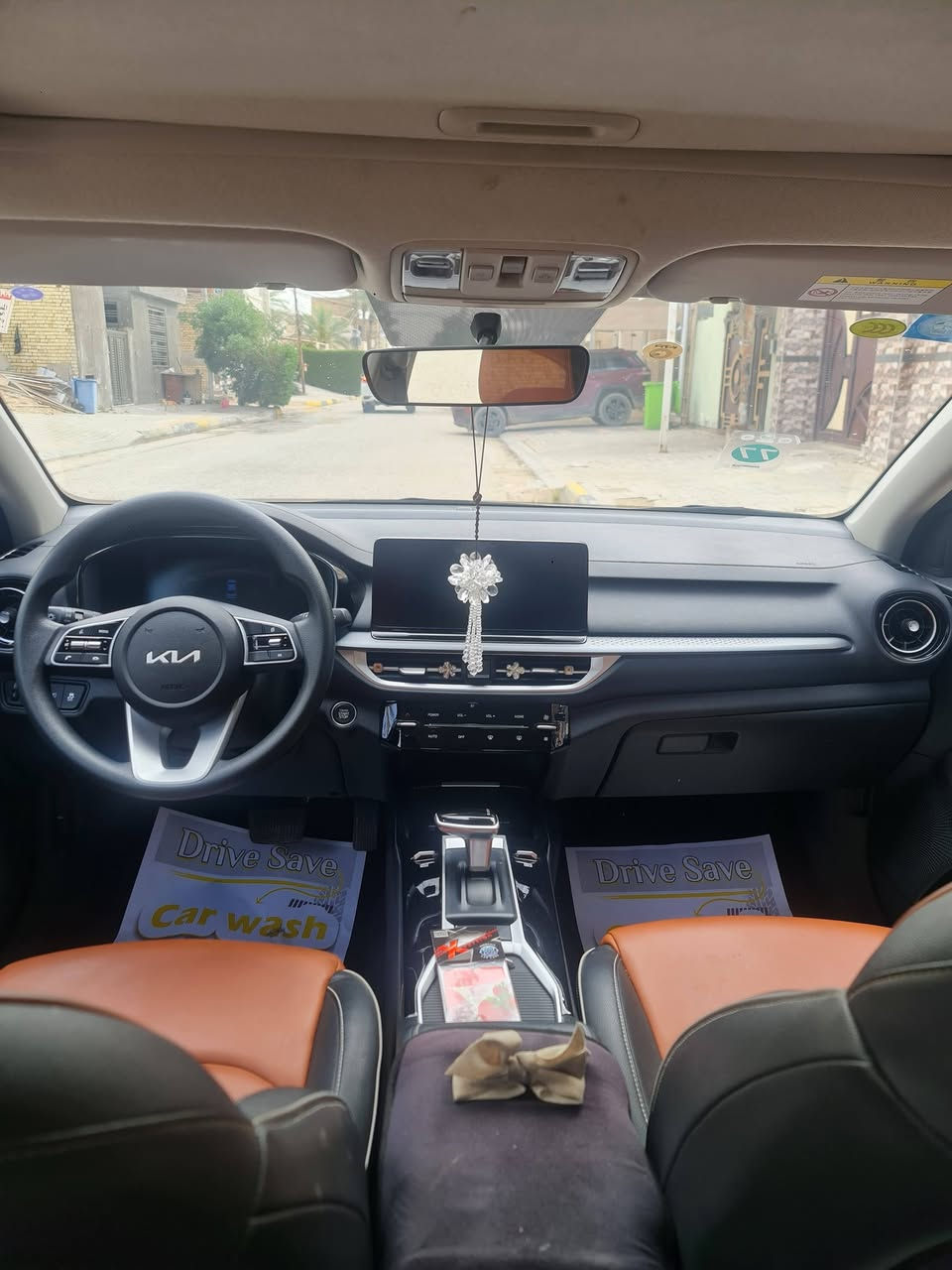 السلام عليكم
K3 صيني  موديل ٢٠٢٤ ماشيه ٩ الف 
فول مواصفات فتحه
 بصمه

 كشنات جلد

 سايد بريك بصمه

 وباقي المواصفات معرفه

رقم بغداد باسمي السعر 142 وبيه مجال ان شاءالله 
للإستفسار الاتصال على الرقم ***********
بيه طعجه صغيره وشخط بالدعاميه موضح بالصورة 
مكاني كربلاء
