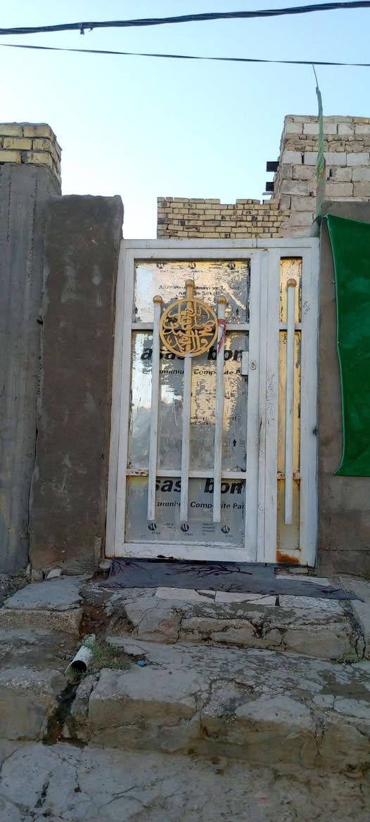 سلام عليكم دار للبيع مساحته ٦٥ متر سند ٢٥طابو زراعي مكانه علوت فحل وره فلل السعر ١٠ ملايين بي مجال ***********
