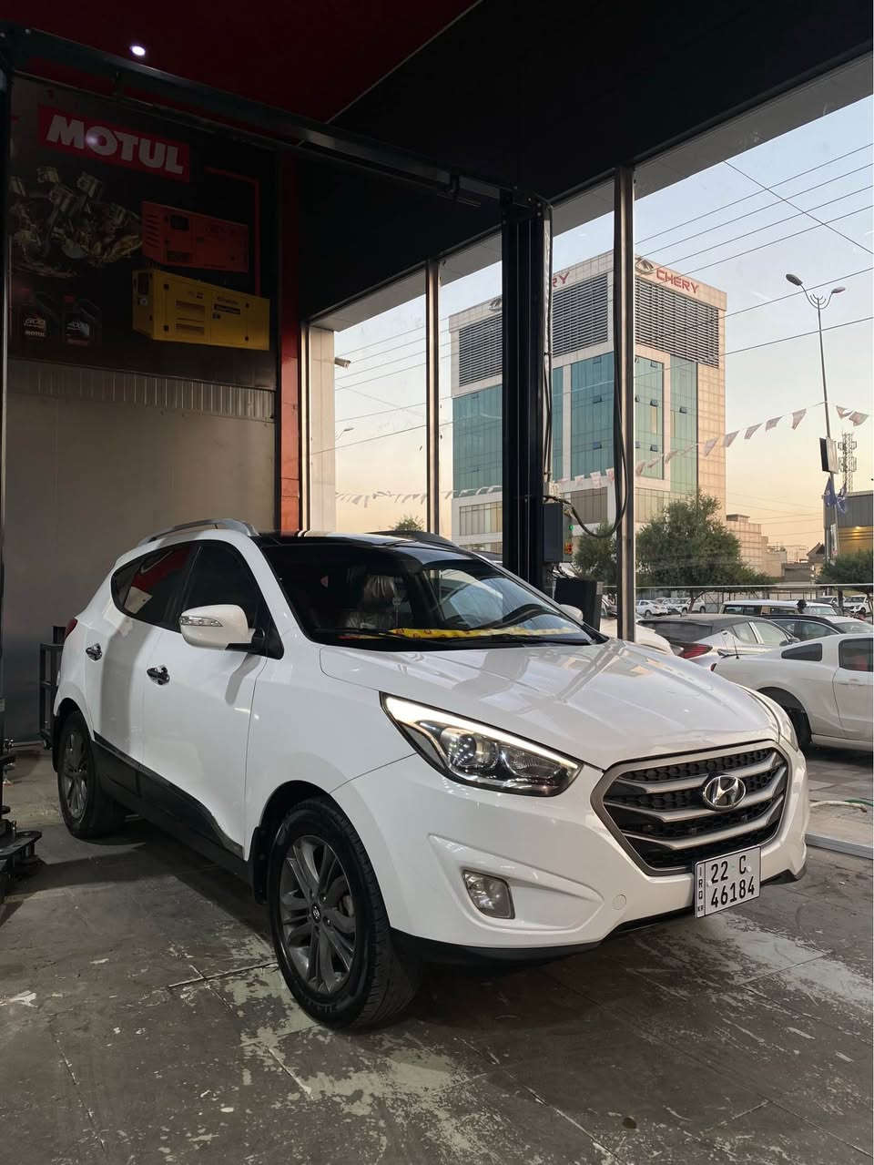 فول مواصفات ماعدا بصمة شاشة ايباد بانوراما تبريد قطعتين تحكم ستيرن ثلاجة لايت عدسة بيهة اقوى منظومة لايت هزة و فحص و سنوية رقم كلة جديد و باسمي تريد تحويل او وكالة ثاني يوم سيارة مال بيت م وماشية 138 الف حقيقي سيارة جديدة كلش بيه بابين رش فقط اثر طخة بدو دواخل وبيه مجال للطيبين *********** أربيل, العراق
