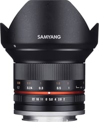 ساميانك 12mm • فتحة f/2 • ماونت سوني