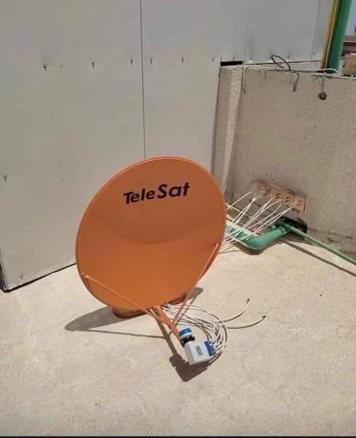 تنصيب ستلايت
وكامرات المراقبه 
وصيانه شاشات البلازما
*********** زين 
*********** اسيا
