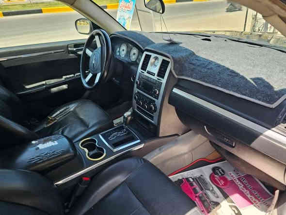 سلام عليكم ورحمة وبركاته اوباما 10 اصل رقم شمالي نضيفه فول 
سياره صارف عليه هواي 
اريد مراوس اوباما 12 بس كون رقم شمالي 
رقم الهاتف ***********
