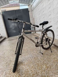 دراجة • تايرات جدد • تحتاج صدمات