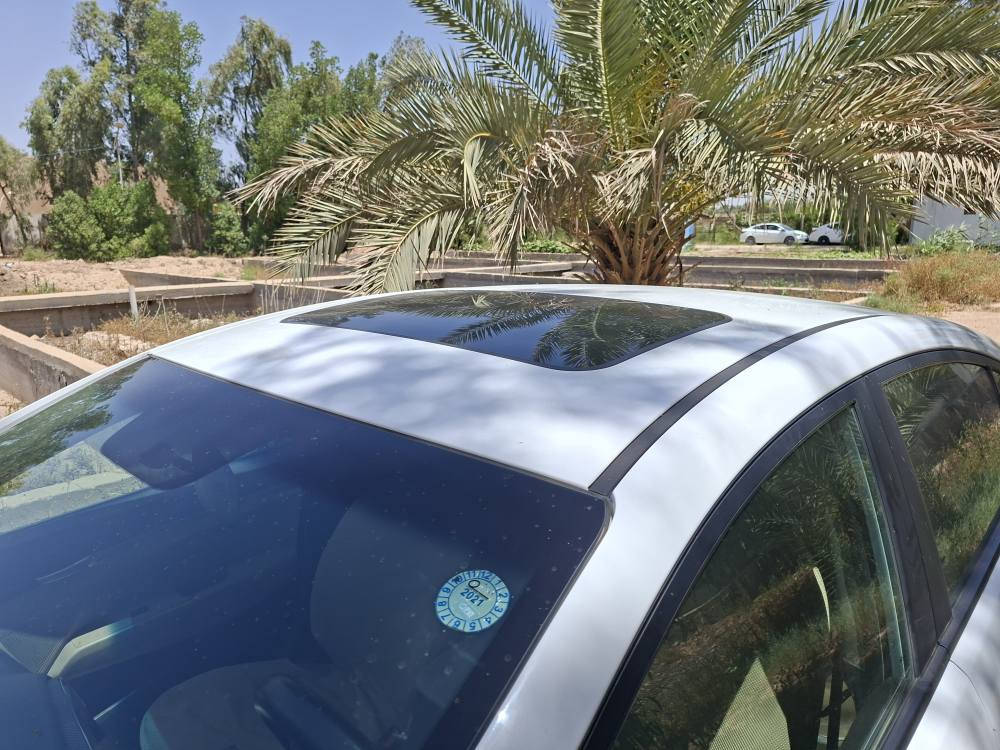 هونداي النترا 2020 مكينه 2000cc السياره بيها طخه بسيطه بالباب للاستفسار *********** النجف, العراق

