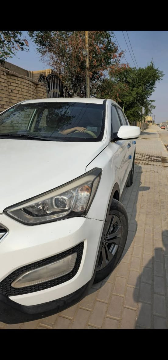 للبيع او مراوس بأحدث وانطي فرق
سنتافيا 2013 رقم بغداد بأسمي 
 ابيض اللون 5 راكب 
 وارد امريكي
الضرر موضح بالصور
ضارب ايرباك استيرن فقط 
واما الضرر غير الوارد
صبغ بعض الاجزاء
 لغرض ملاون 
 بسبب تگشير
وليس حادث
 بدون اضرار داخلية 
حجم المكينة 2400
تم تجفيته درجه اولى قبل 15 يوم 
استبدال الاجزاء الداخليه للمحرك 
كرنك وبساتم كامل جديد 
وليس تصليح القديم 
براد زيت جديد
مسالك تبريد الماء جديد
ماء زيتي ادامة كاملة
اويل بم زيت جديد المسعودي
وجميع الملحقات والتفرعات
اطارات امامي جديد
دبلات خلفي جديد
باتري جديد
لايت زنون 
الارضية مغلفة جلد
السنوية بأسمي
 نفاذيه لغاية نهاية 2026
السعر 126 مع المجال
العنوان الديوانية قضاء البدير
للتواصل واتساب ***********
