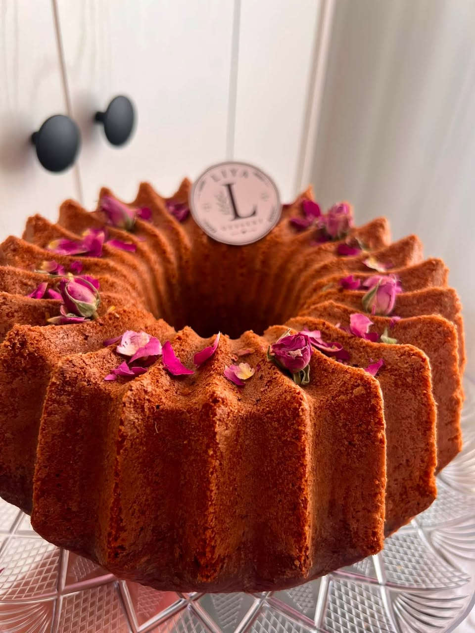 🤍 كيك الشاي من Liya Dessert 🤍

🍰 كيك طازج يُحضّر يوميًا بمكونات مختارة، بقوام هش وطعم بيتي لذيذ يناسب كل الأوقات.

☕ رفيقكم المثالي مع كوب شاي أو قهوة.

📩 للحجز والاستفسار راسلونا على الخاص.
🚚 التوصيل داخل بغداد.

✨ Liya Dessert
طعم بيتي… بجودة تستحق التجربة. 🤎


**إذا كنت صاحب هذا الإعلان وتريد حذفه لأي سبب، رجاءا أرسل رسالة إلى الدعم الفني**