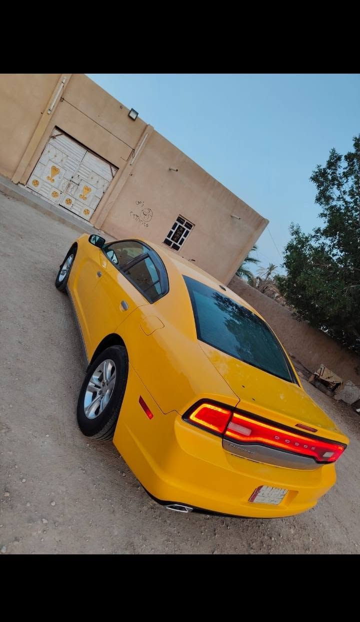 سلام عليكم جارجر للبيع موديل 14 اصل سياره جاهزه من كل نواحي حادثه جاملغ الامامي وبنيد فقط ولباقي كفاله السعر 160 وبيه مجال لشراي العنوان ناصريه الغراف الستفسار عله رقم ***********
