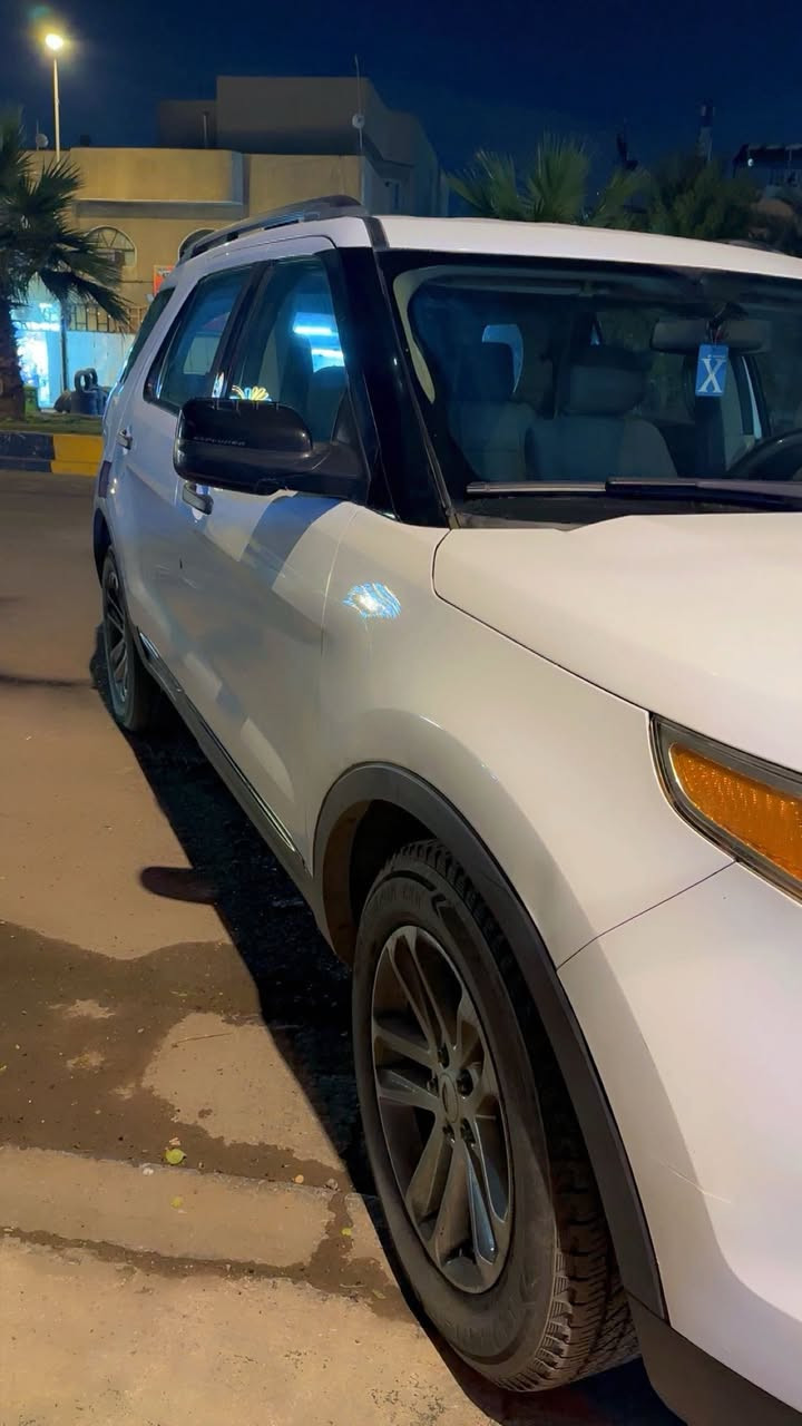 السلام عليكم
🔴فورد اكسبلور 2014  

🔴السياره بيهه صبغ نص باب السايق باقي السيارة مكفوله 

🔴هزه و فحص جديد لحد شهر 10 

🔴تخم تايرات جديد

🔴السياره 6 سلندر 

🔴السياره ماشيه 128mil

🔴لايت زنون 

🔴تاير سبير منازل 

🔴رقم أربيل

🔴مكان السياره بغداد جميله 

🔴السعر 160 قفل🔴

🔴للتواصل ***********
