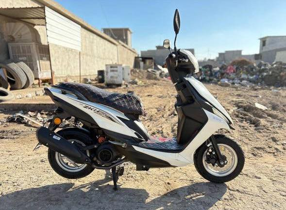 ماكس مضلع 2023 الدراجه نضيفه ونكره بكل وكت عليها صالنصه رياضيه ب 775وبيها مجال ***********
