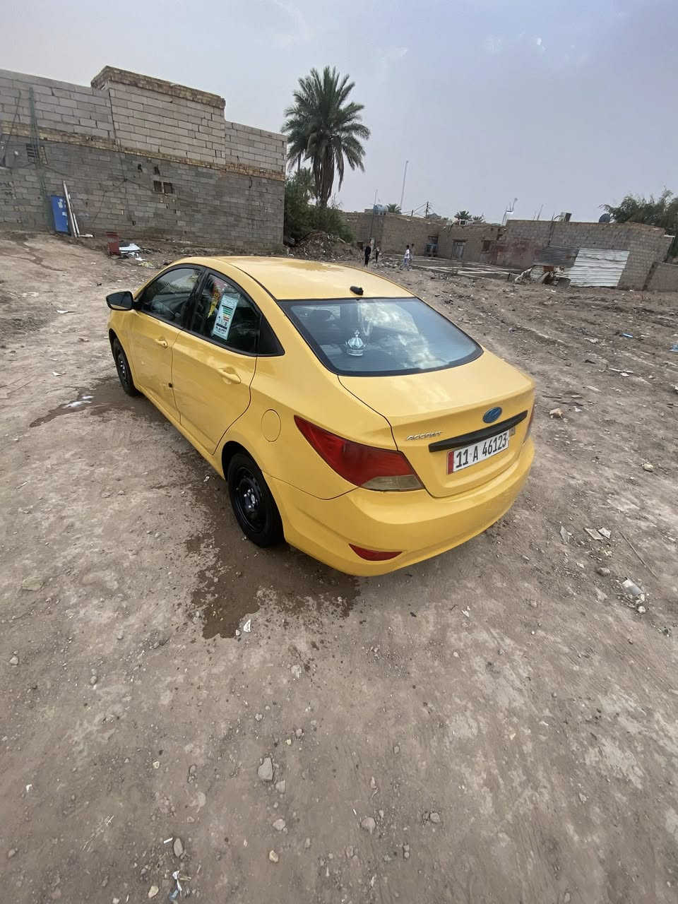 السلام عليكم اكسنت مديل١٢مكينه كير حداديه تخم تاير تبريد كله جديد عل شرط رقم بغداد بسمي مداور ثاني يوم سياره جديده ومتعوب عليه شاشه تحكم استيرن سياره جديده مكاني الديوانيه مركز السعر ٧٦ وبيه مجال الاتصال ***********
