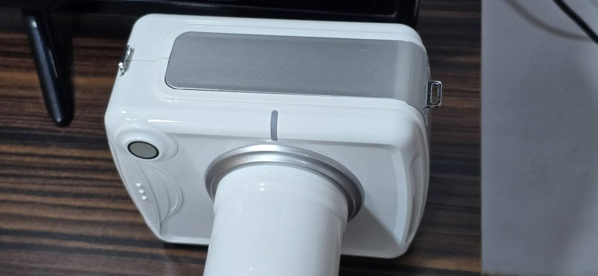 اشعه اسنان بورتبل 
مستخدم مرتين فقط جديد 
كامل 
بسعر مناسب للأستفسار ***********
م مصطفى حسن
