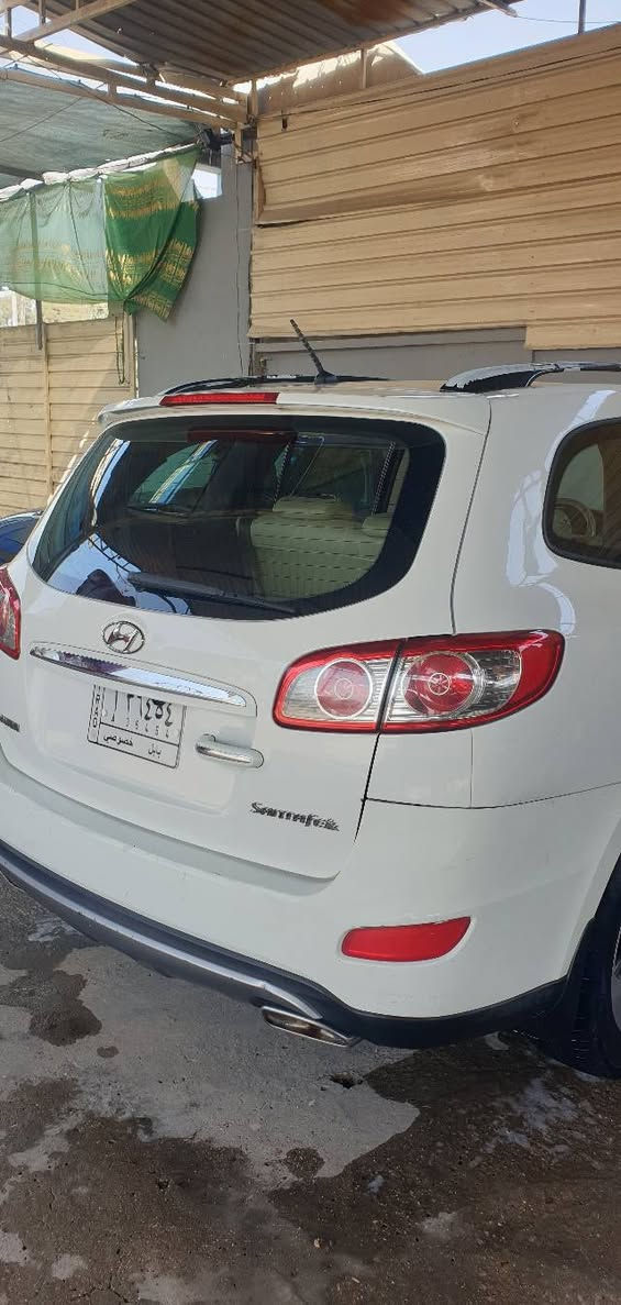 السلام عليكم
سنتافي موديل ١٢ خليجي 
كفاله عامه فقط دعاميه اماميه 
فول مواصفات ماعده البصمه 
محرك ٢٤٠٠ مفتوح شرط الفحص والضمان 
كاعيه مغلفه جلد تبريد ثلج 
بابل حله مركز 
السعر ١٤٧ 
***********
