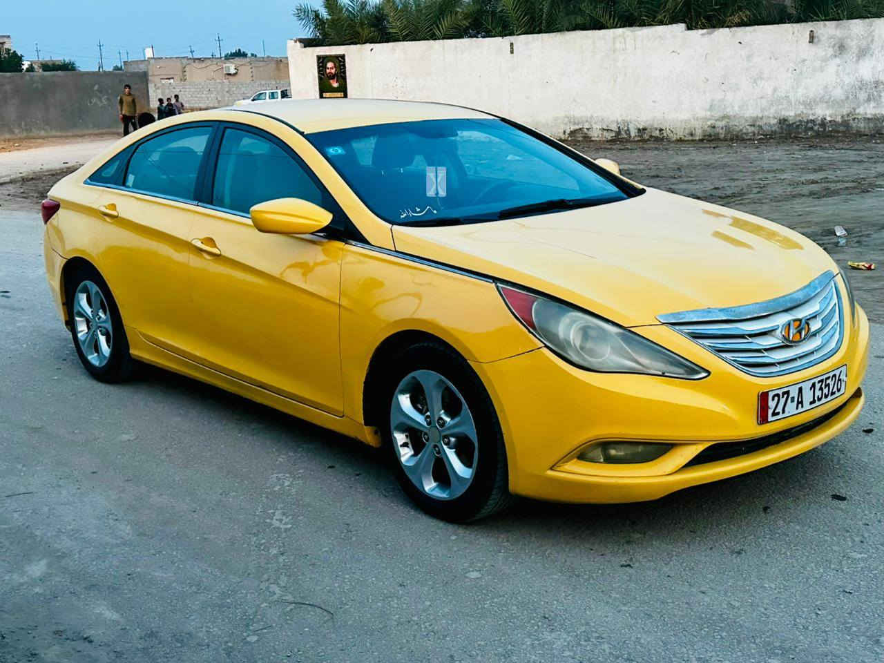 السلام عليكم ،، للبيع أو مراوس بخصوصي حسب القناعه ،، سوناتا موديل 2013 أمريكي كفاله عامه شرط من اي ضربه وتبديل ما عده الدعاميه الخلفيه مبدله بدون دواخل ،، رقم ذي قار دولي تحويل ثاني يوم ،، جاهزه من كلشي ،، مكينه وكير وحدايده وتايرات ،، تدفئه تبريد شغال ،، لايت زنون ،، شاشه وكامره خلفيه ،، أرضيه جلد ،،دشبول مغلف جلد ،،  مصفره هيأه وغرامات شرط تاخذها ما مطلوبه ألف ،، مكاني ذي قار الأصلاح ،، رقم التليفون ،، *********** السعر 100 وبيها مجال والشراي يدلل
