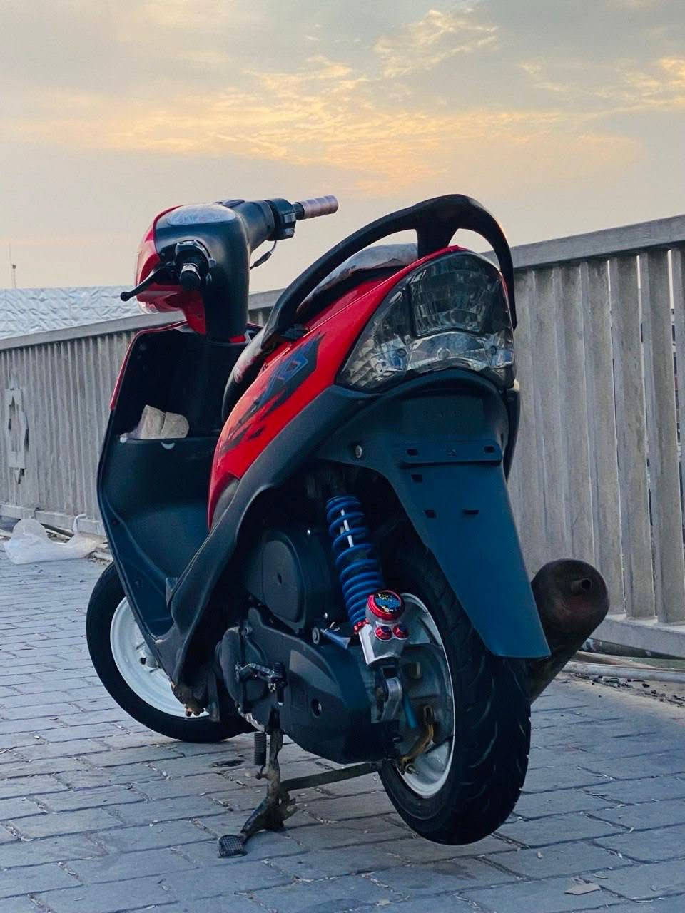 السلام عليكم شلونكم حبايب ماكس عدله للبيع الدراجه شوفة عينكم تخبل ومناقصها كُلشي الدراجه متخمه من البجم للواقيه 
سبايد فايبر اسود
دبل خلفي رياضي
قبق هندر
سلف رياضي للملاحضة الدراجه 55 
قطرة دهن 
وياله عنكبوت تايرات جلاتين جدد 
شيال رياضي 
ستاند عالي 
ستاند صفح رياضي 
الدراجه كاملة كهرباءيات من إلى تجي تفحص وتشوف بعينك

الكلوب الامي ld
اشاير بنفسجي حركات الليل 
كشن دوشمة حلوه
 يدة سكليتر ذهبي

شباب للملاحضة الدراجه بيها كرنك واني وصفتلك تزويدها وهاي هيه شوفة عينك كفراتها حلوه سواداتها كامله وكلشي بيها كامل  وهسه الدراجه تمشيك ماعليها شي روح بيها لكربلا اكفلها 

السعر ٥٠٠ وبيها مجال جماعة ال٣٠٠ لحد يعلق 

هذه رقمي متواجد واتساب ***********

ونسيت انوه الدراجه نكره باي وقت تجي بال7 نكره اذا ماشتغلت تاخذها بلاش وتتوكل .

وشكرا الشراي يتصل🌹
