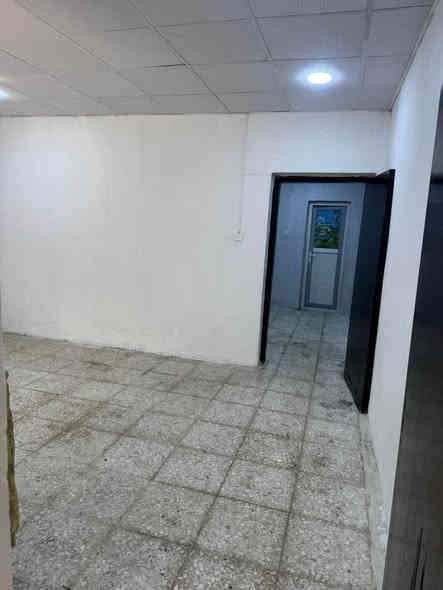 السلام عليكم
للايجار فقط ، بيت 100م حي المهندسين شارع طريق الجنة عمود21 شارع الزوار
بي غرفتين وكليدور ومطبخ وتخاريج ايجاره 350 كل شهر بشهر مع الماء والكهرباء،(بي سخان وتانكي وخط مولده)
اني صاحب البيت يعني بلا دلاليه
***********
رجاءا بلا دلالين ولا مروجين فقط
(سمير ابورهام  وحسين الزرفي) النجف
