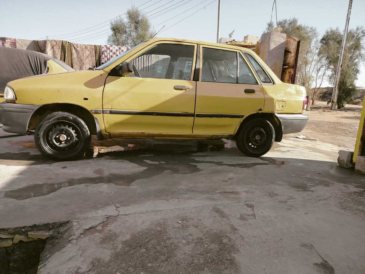 سلام عليكم سايبا للبيع موديل 2010 مصفره من كلشي سنوي ال27 سياره خير من الله *********** العنوان بغداد تقاطع النهروان
