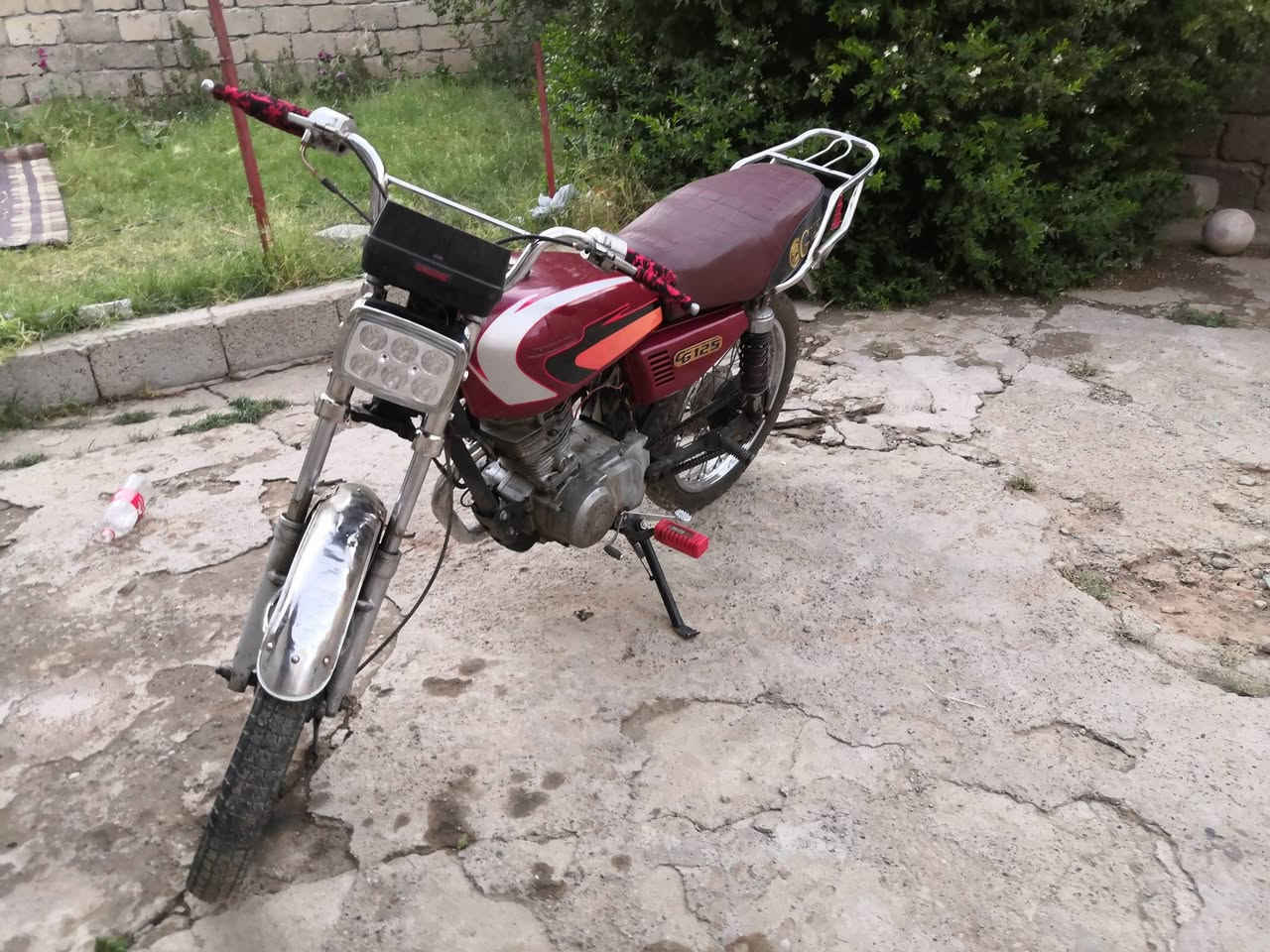 بارت 5 تسعات
مكينه مفتوح شرط مابيه اي صوت اربع كير 
كهربائية كلها شغاله نضافه كدام العين 
عوزه دبلات الكدام سعر 15 الف 
سعر الدراجه 350 بيها مجال قليل جوه 300 لاترسلني رجااا مو شراي يعبر المنشور


**إذا كنت صاحب هذا الإعلان وتريد حذفه لأي سبب، رجاءا أرسل رسالة إلى الدعم الفني**