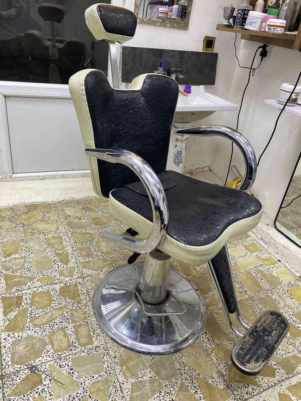 كرسي حلاقه كامل  مايي عطل. ب 150 مكاني بغداد الحريه


**إذا كنت صاحب هذا الإعلان وتريد حذفه لأي سبب، رجاءا أرسل رسالة إلى الدعم الفني**