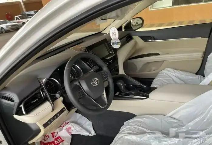 تۆیۆتا کامری 2023 مواسەفاتGLE
سفری شەریکەی سید نەهرۆیە بێ هایبرێد 
تەنها ٣٤ هەزار ڕۆشتوە
 هیچ هیچی پێوە نیە 
بەناوی خۆمەوەیە 
ماڵی دۆستە
زۆر زۆر جوانە سفرە یەک دەستە 

گێر و مەکیەنەی بەشەرت 
هیچ کێشەیەکی تێدا نییە 

ژمارەی خاوەنەکەی 

***********
