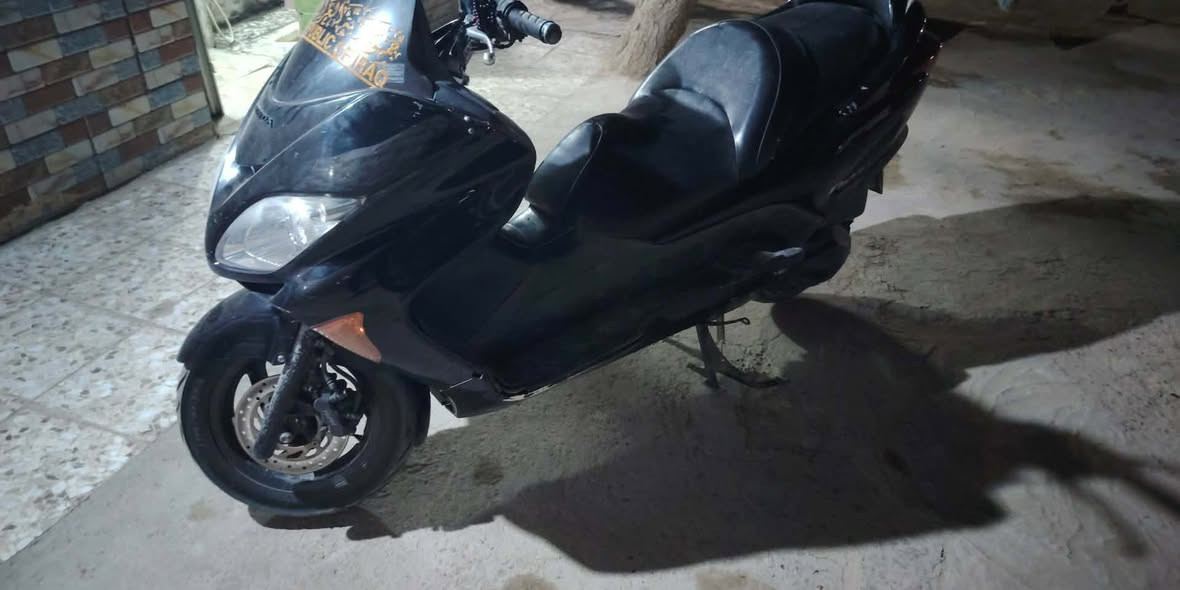 سلام عليكم مرخصت صاحب الكروب 
فورزه للبيع 08دراجه حلوه ونضيفه 
شرط المكينه ما مفتوح 
السعر 950وبيها مجال قليل حك جيه 
المكان نجف قضاء ابصخير الرقم***********
