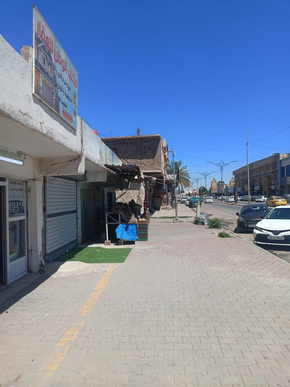 #قطعة_تجارية_للبيع_ركن🏢
شارع الاربعين مقابل مستشفى التوفيق الاهلي ومدينة اللعاب 
مساحة306م.. واجهة 18×17
6 محلات...مع مخزن كبير 
تعتبر قطعة واردها مليون ونص
مكتب الشام للعقار 
***********
***********
