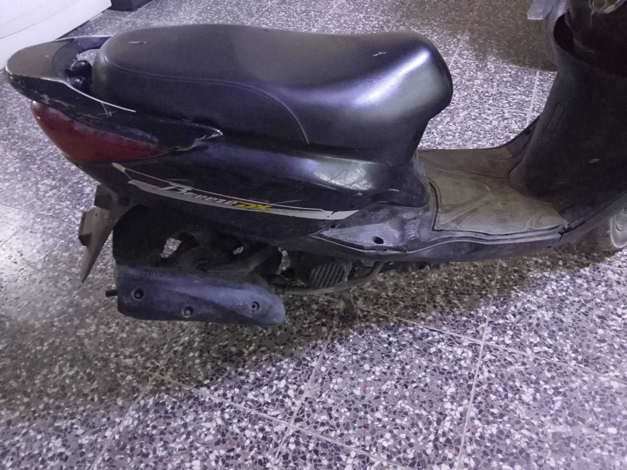 السلام عليكم دراجه بريز كهربائياته شغاله مكينه بيه لاستيك ولف دراجه نضيفه مكان شعب الجمعيات سعر400 وبيها مجال ***********
