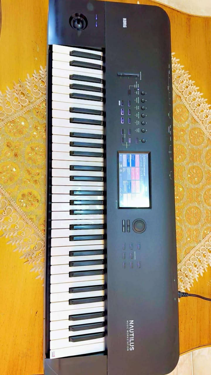 اورك كورج ناتيلوس
Korg nautilus 61
نظافة 95%
استعمال ستوديو فقط 
مكتبة عماد غازي +كلفار المايسترو + كلفار الشعبي + مكتبة علي الحربي 
السعر 18
***********
مكاني البصرة
