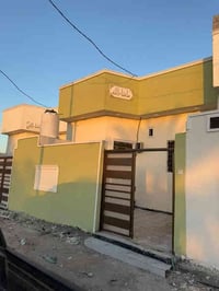 الجزيرة فيروزية • دار • 100م