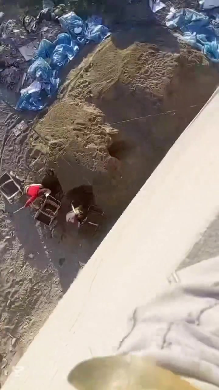 السلام عليكم  يوجد ونج لتصعيد كافة مواد البناء) ويوجد كادر عمل لكافة الاشغال وبأسعار مناسبة تسفيط بلوك لصب الأساس مع التفليش.تنضيف بيوت +حواش+ أسطح.  تصفير بيوت+تكعيبات. صب لاش. تدخيل بلوك داخل البيت وتطليع بلوك خارج البيت. تدخيل جص وتصعيد جص وسمنت ورمل وفرش حجر تفليش صبات
صب بيتونات  مغاسل أي شغل نشتغل وبأي مكان وبأسعار مناسبة أتصل وتبشر أو راسل الصفحة ***********
السلام عليكم  يوجد ونج لتصعيد كافة مواد البناء) ويوجد كادر عمل لكافة الاشغال وبأسعار مناسبة تسفيط بلوك لصب الأساس مع التفليش.تنضيف بيوت +حواش+ أسطح.  تصفير بيوت+تكعيبات. صب لاش. تدخيل بلوك داخل البيت وتطليع بلوك خارج البيت. تدخيل جص وتصعيد جص وسمنت ورمل وفرش حجر تفليش صبات
