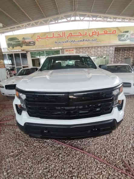 السلام عليكم سلفرادو 2700 4سلندر مرفقه صور الحادث موديل 2023ترهم بيع او مراوس ب تيوته حسب القناعه السياره بعدهي فحص تكدر ترقمه اي محافظه السعر 245 وبيه مجال قليل جدا ***********@
